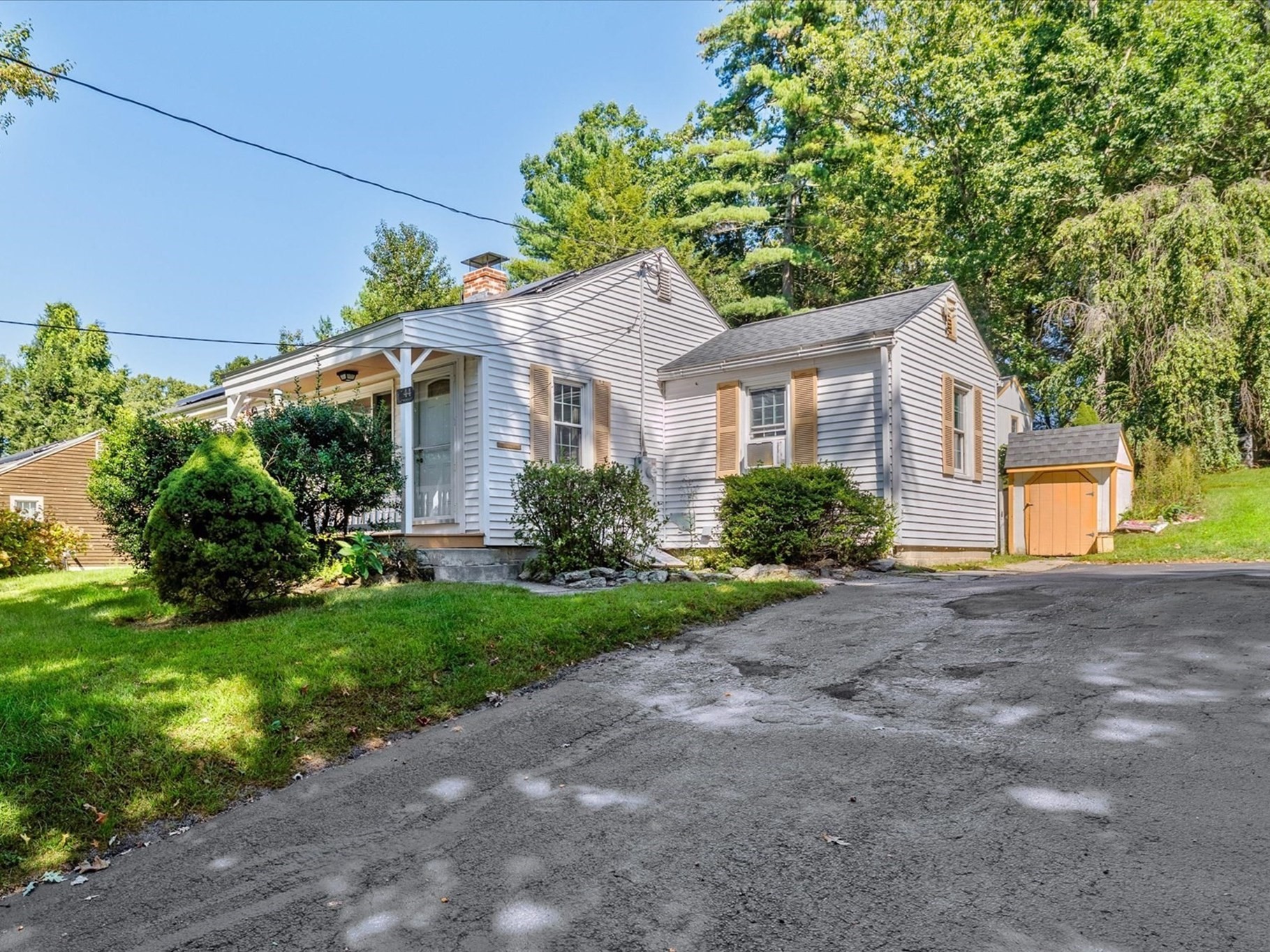 44 New Boston Road — photo