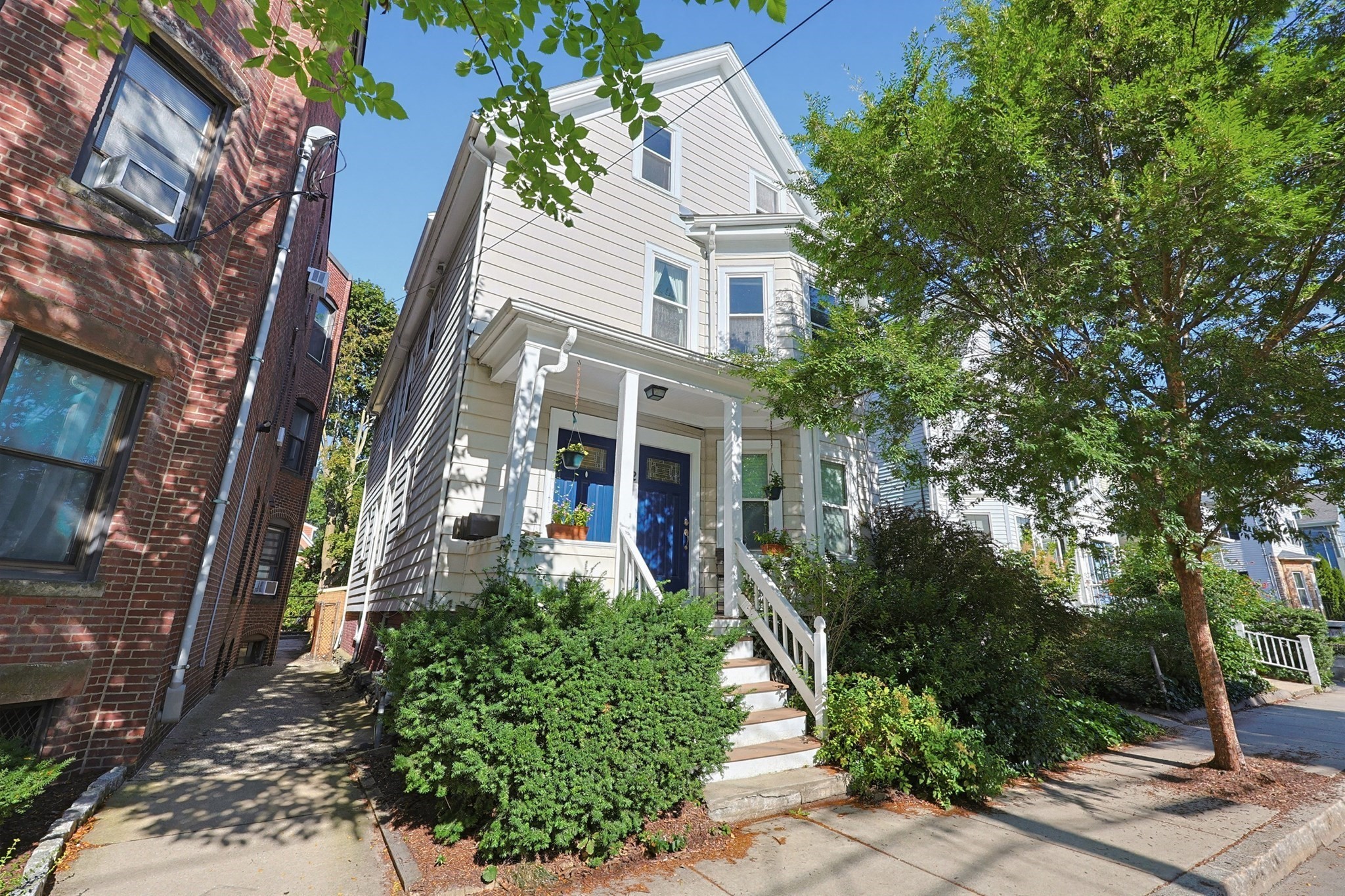42 Cedar St #3 — photo