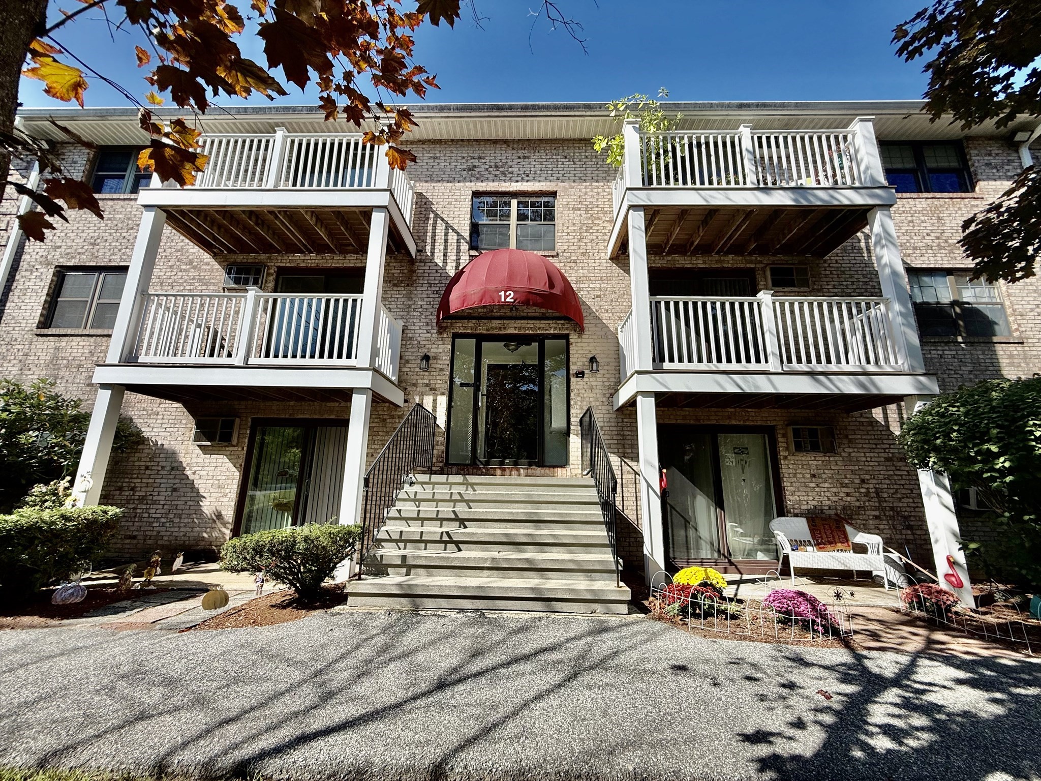 12 Kenmar Drive #87 — photo