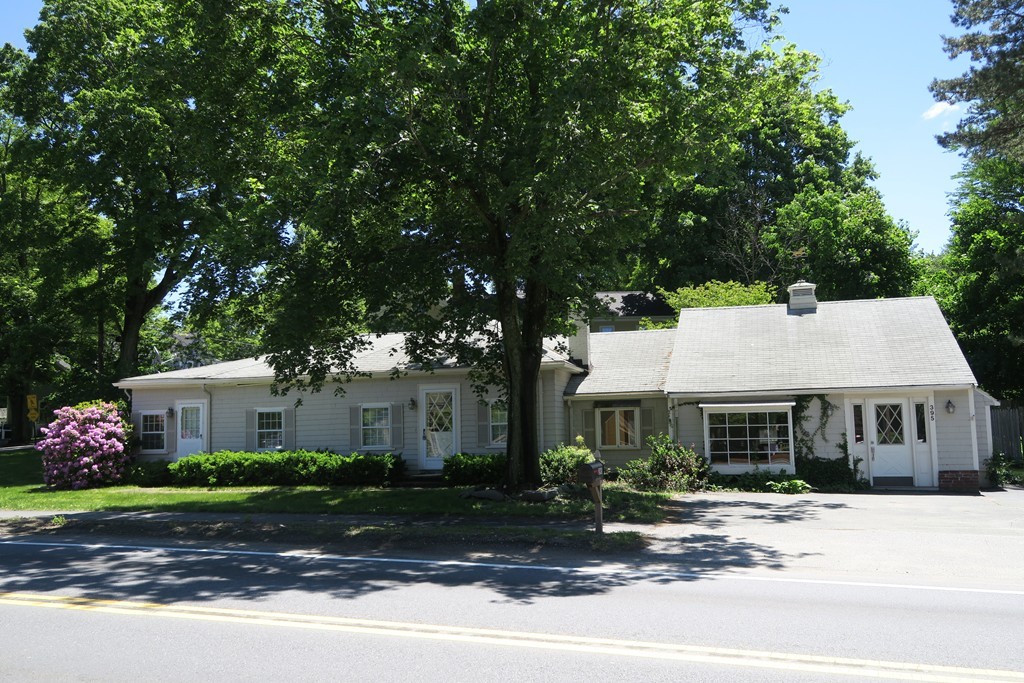 395 Boston Post Rd — photo