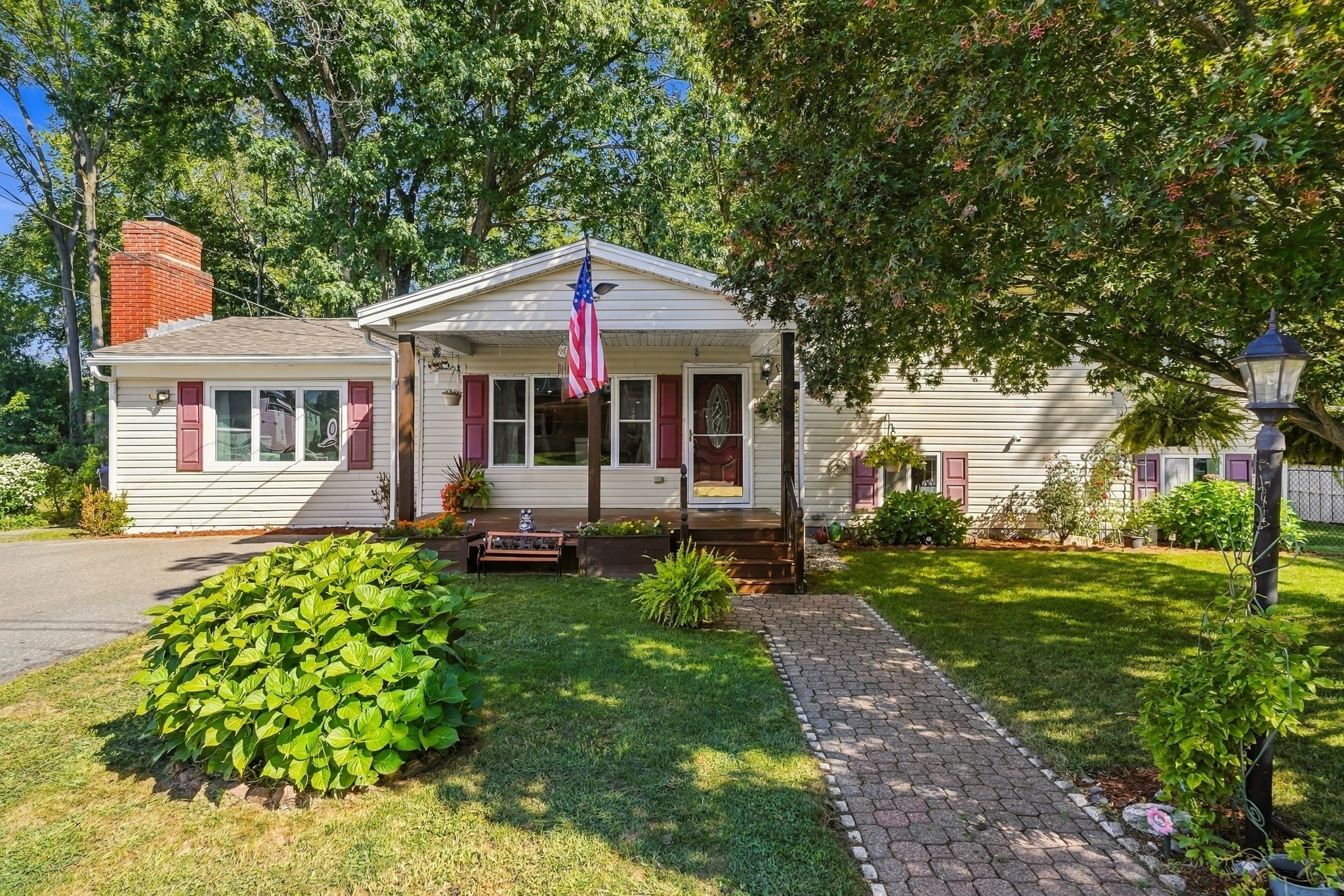 32 Alvin Street — photo