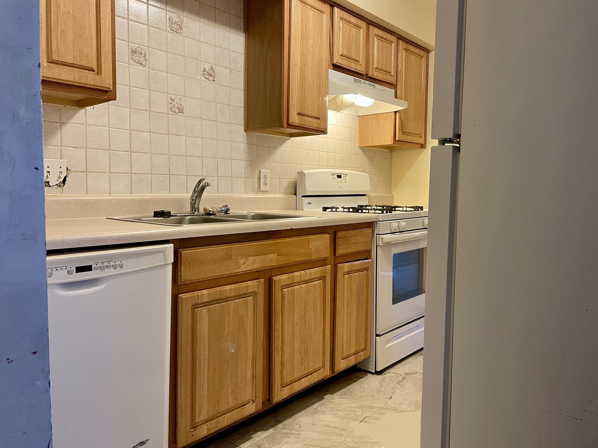 9 Irving St #1 — photo