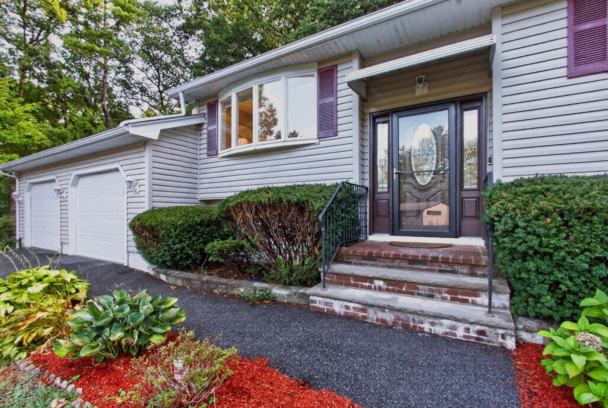 2 Blossom Dr — photo