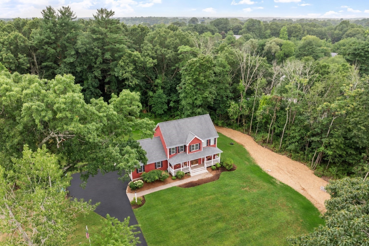 107 Summit Dr — photo