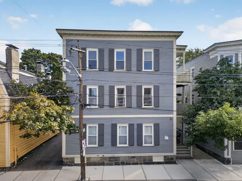 131 Derby St #1R — photo