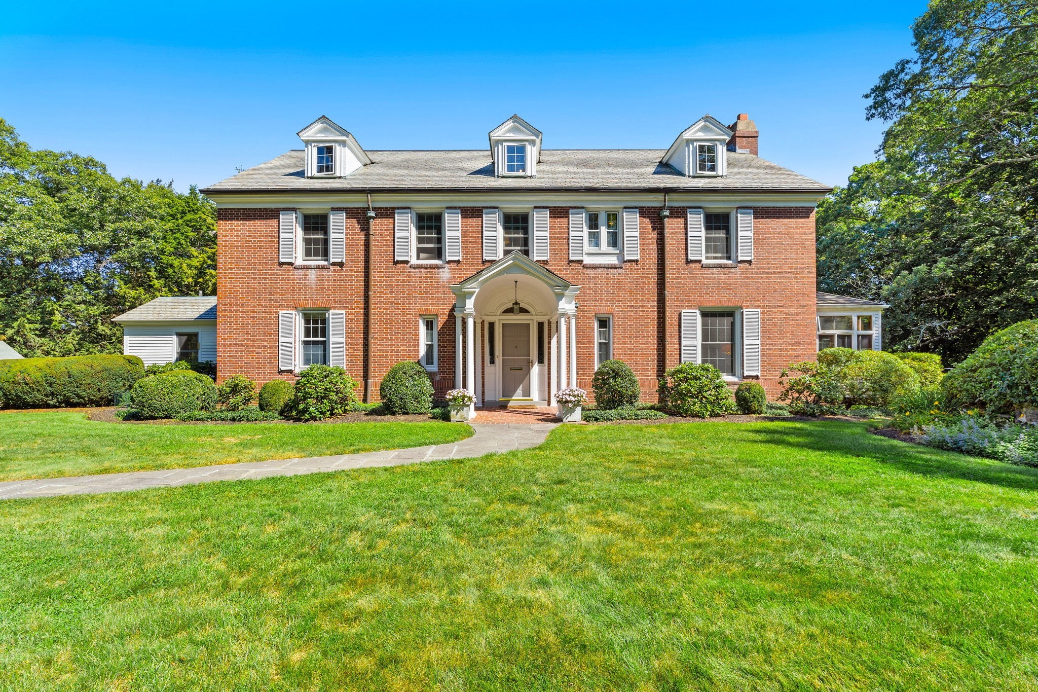 8 Oakmount Circle — photo