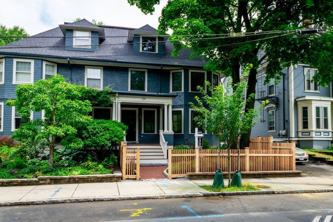 109 Lake View Ave #109 — photo