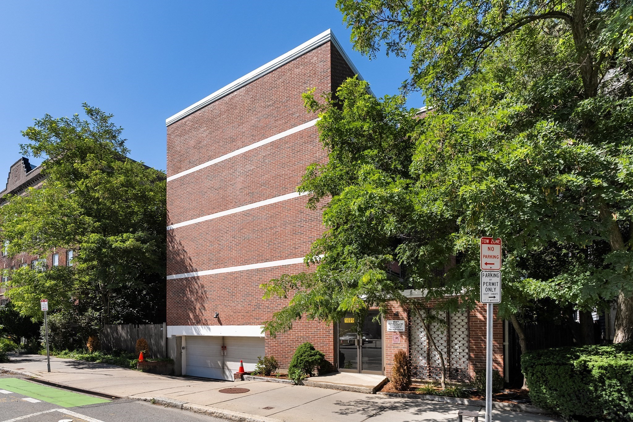 1691 Cambridge St #45 — photo