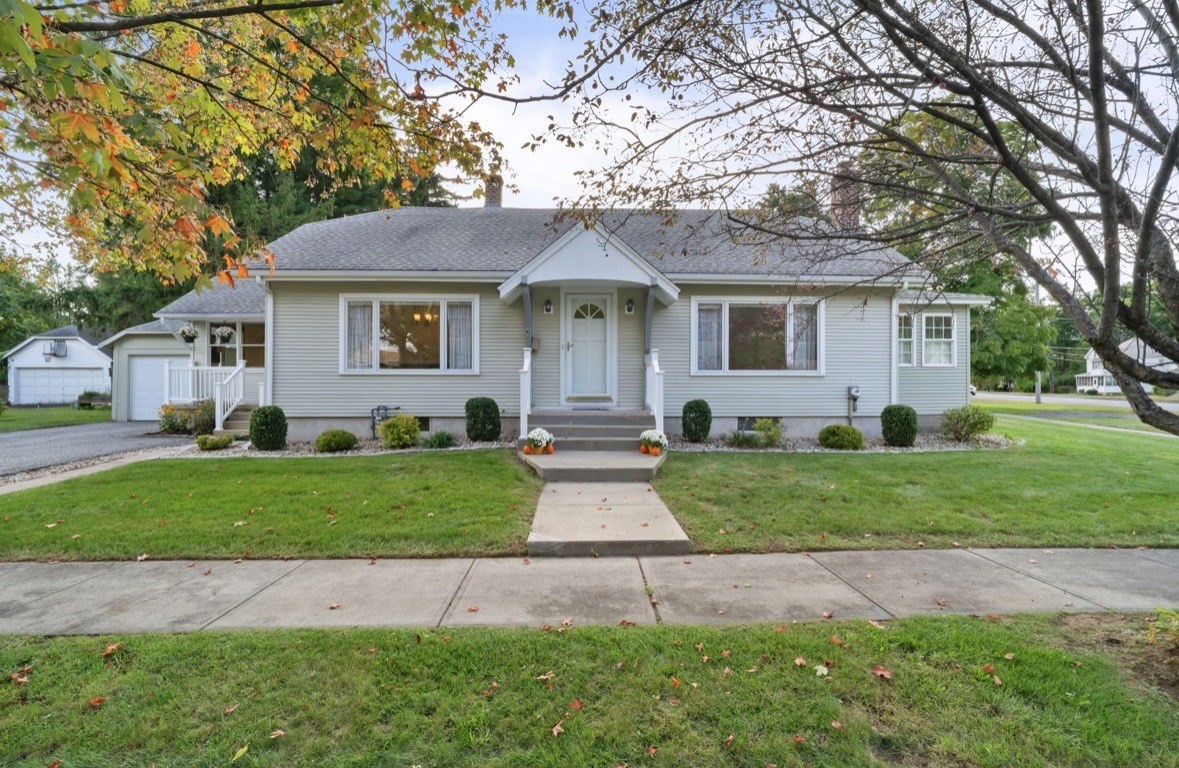 6 Van Horn Street — photo
