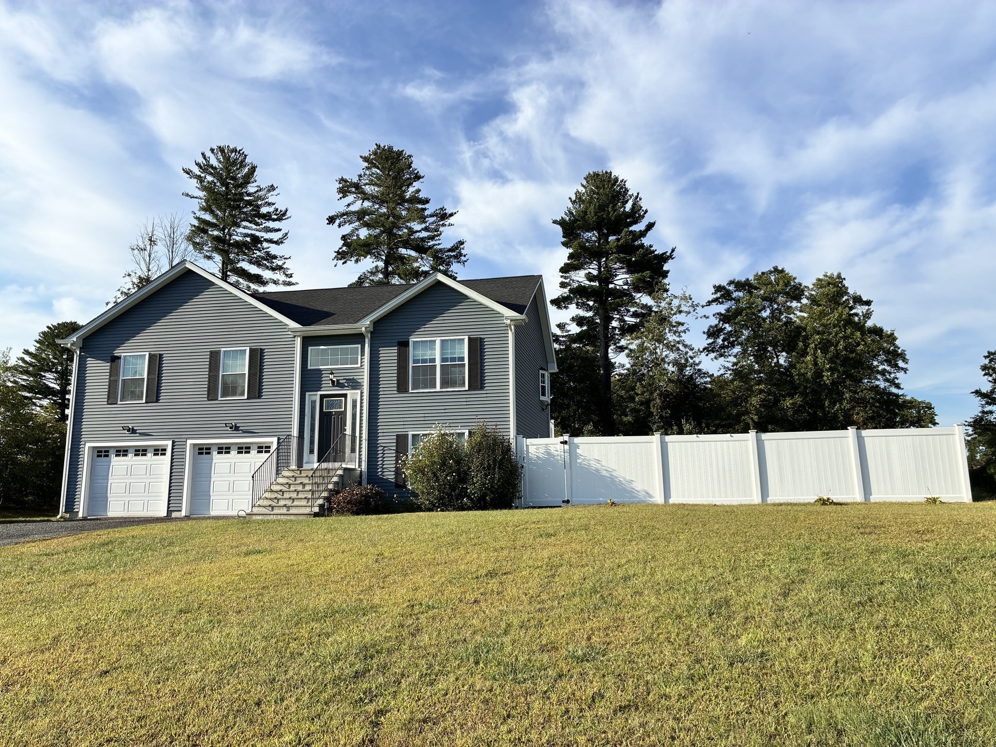 32 Indian Inn Road, Thompson, CT 06277