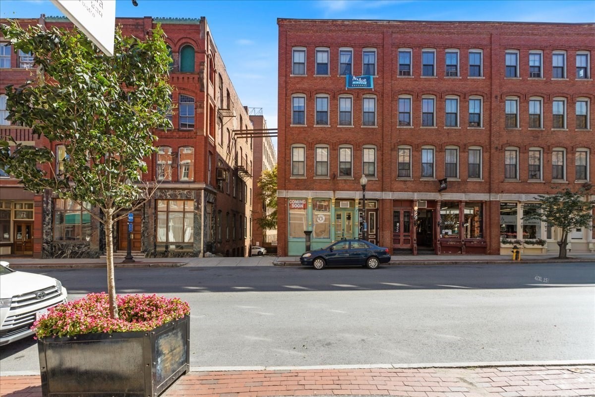 24 Washington St #301 — photo