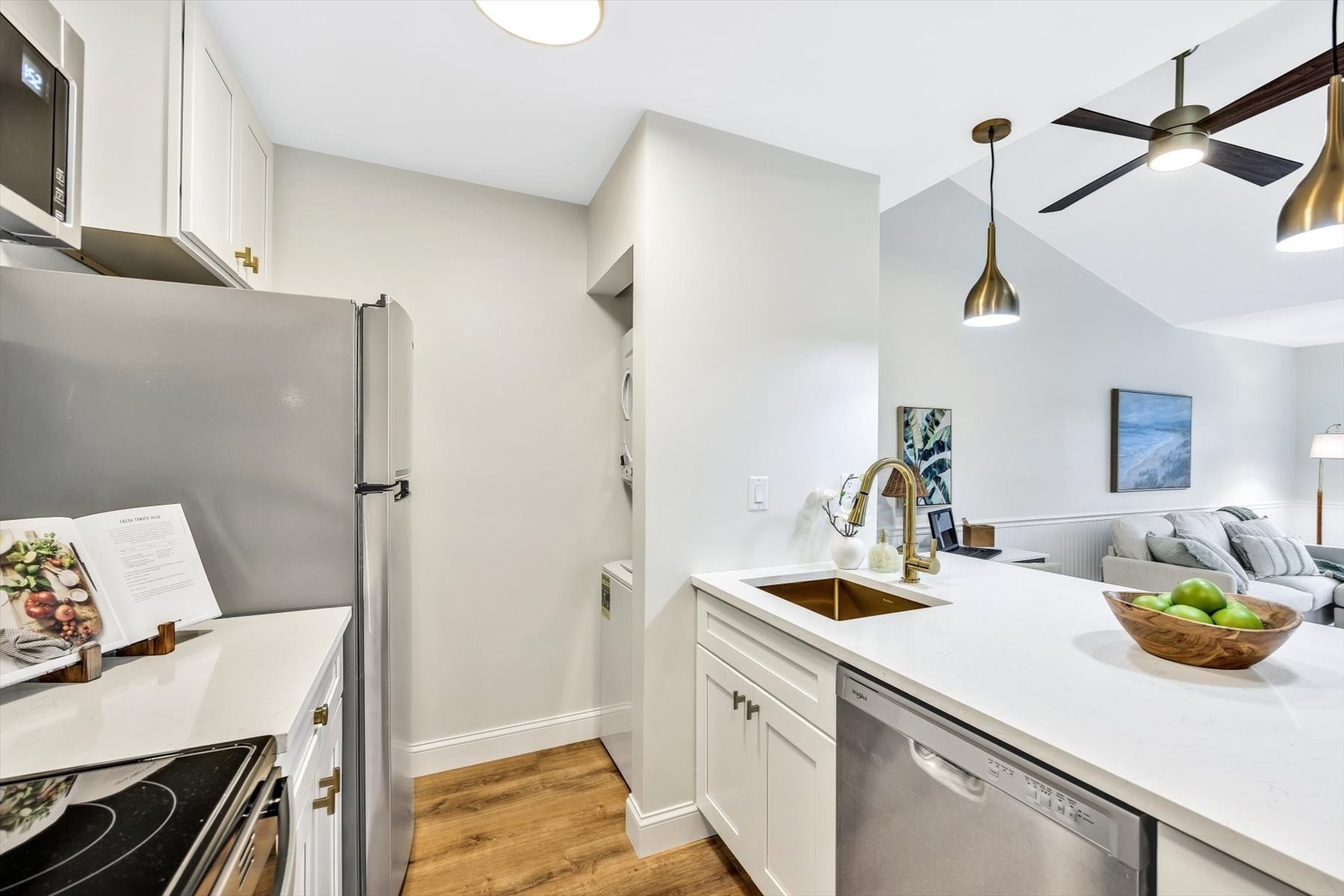 102 Fletcher Ln #a — photo
