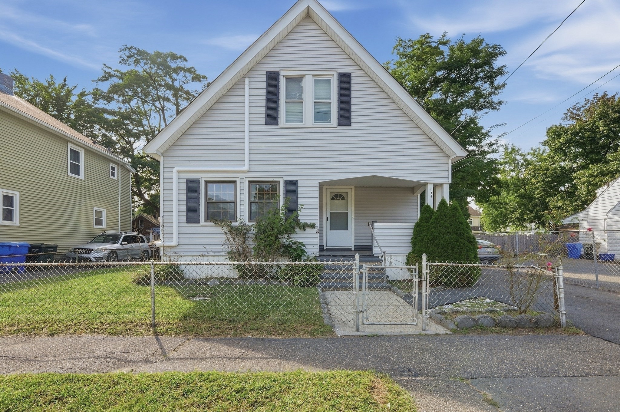 132 Gilbert Ave — photo