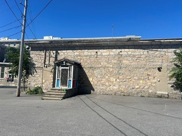 65 Alden St — photo
