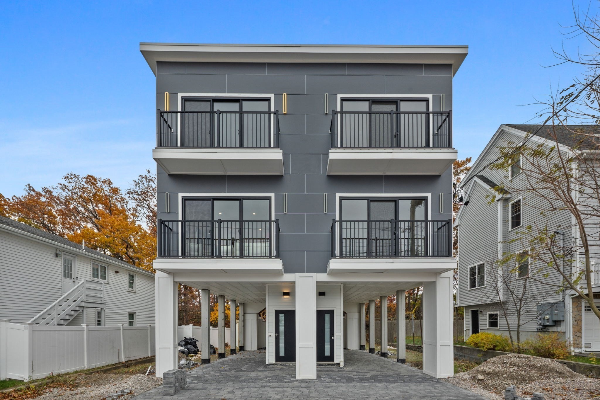 599 Sea St #2 — photo