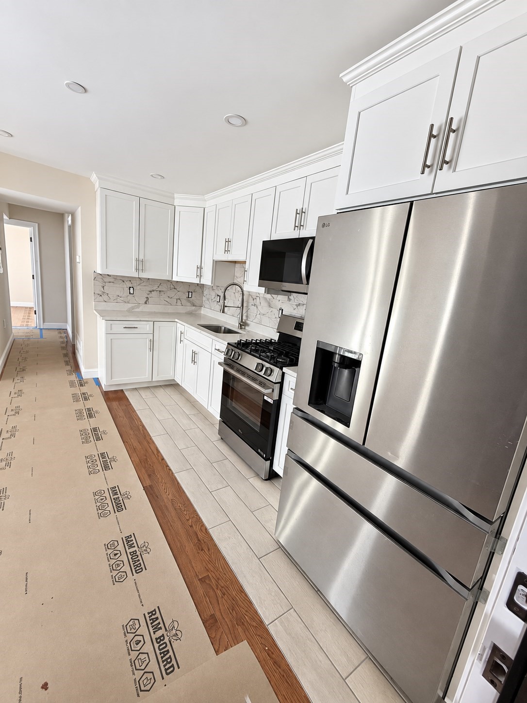 926 Broadway #5 — photo