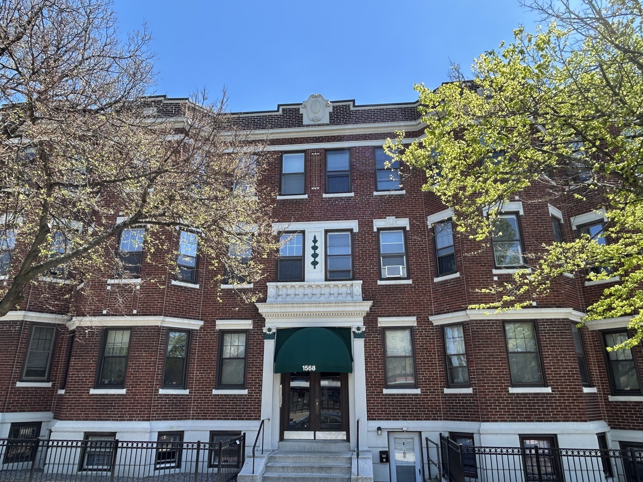 1568 Commonwealth Ave #12 — photo