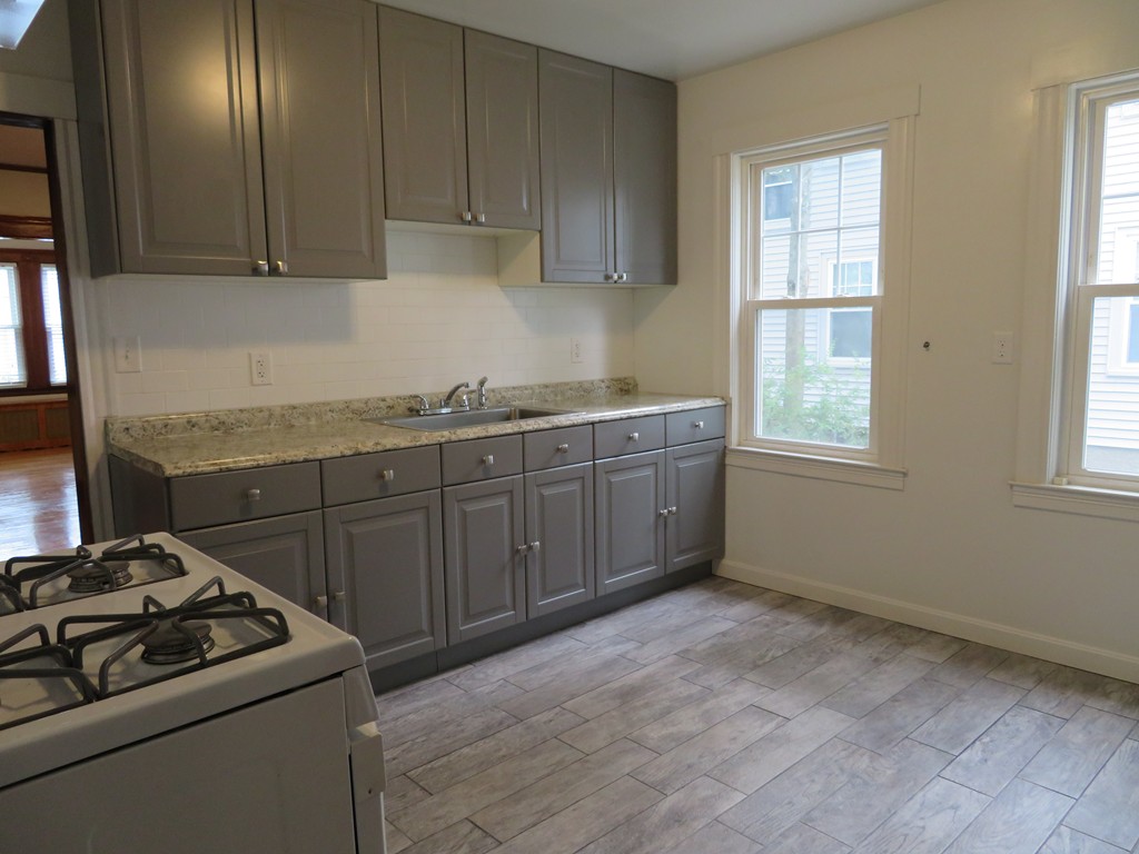 10-12 Fairlawn Road #1 — photo