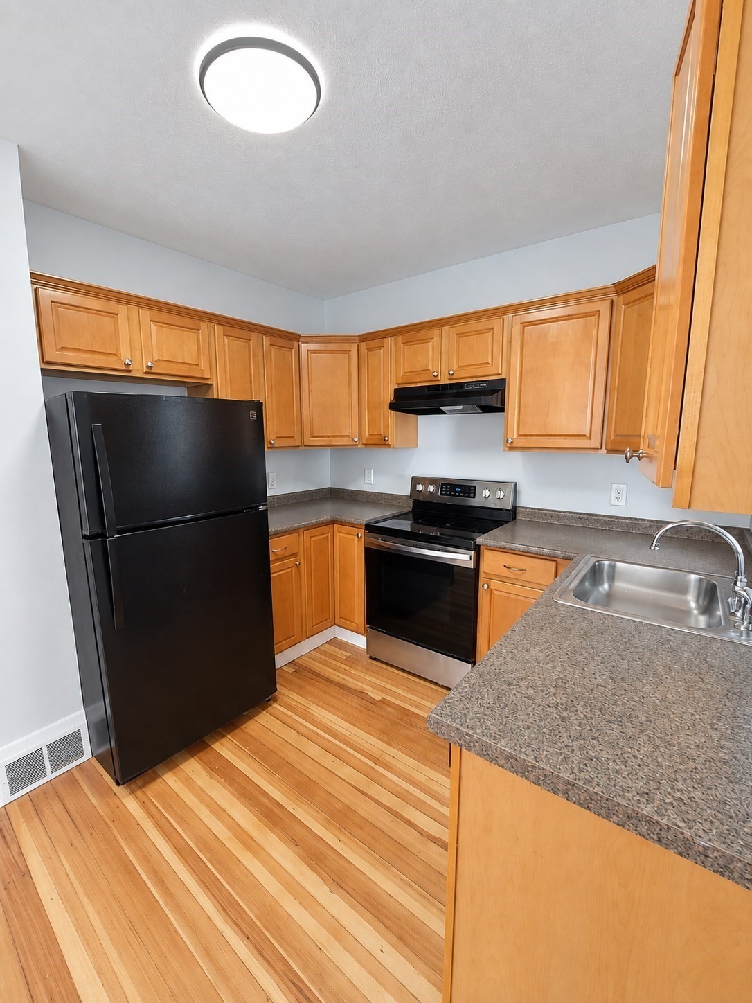 16 Mayview Terrace #2 — photo