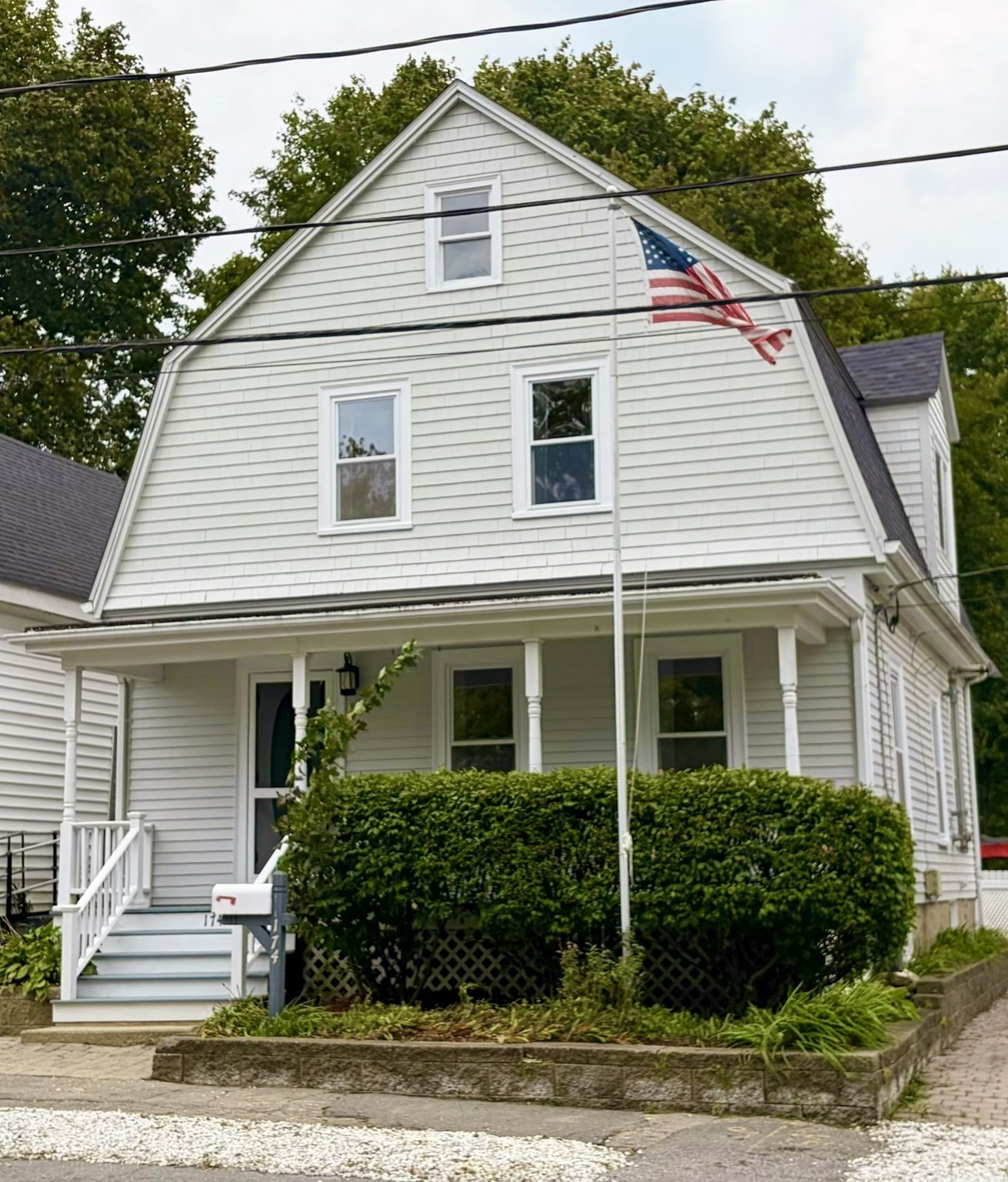 174 Center Avenue — photo