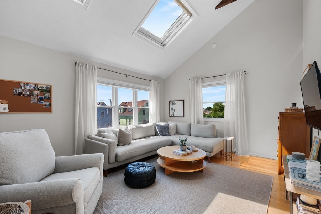 17 Herschel St #3 — photo