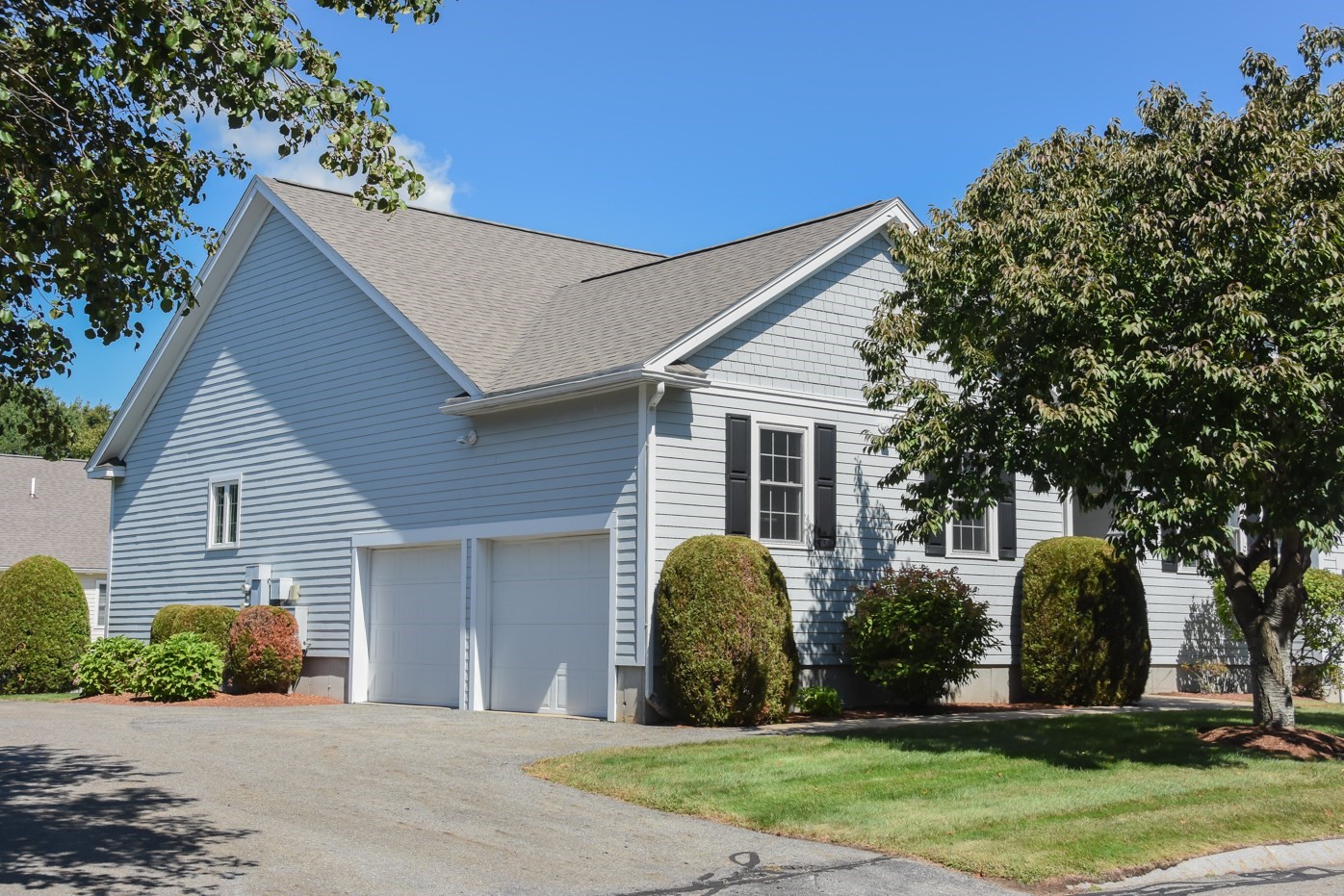 5 Village Ln #5 — photo