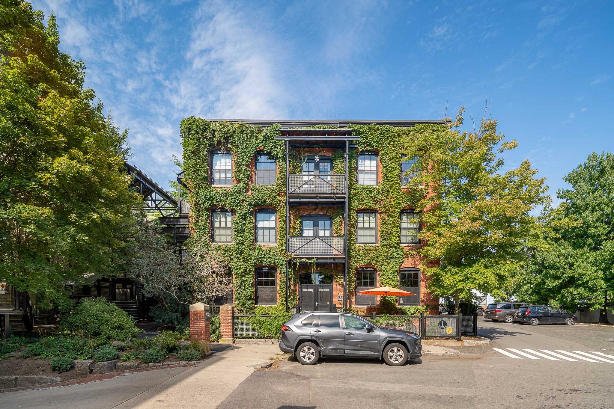 1 Tannery Brook Row #1a — photo