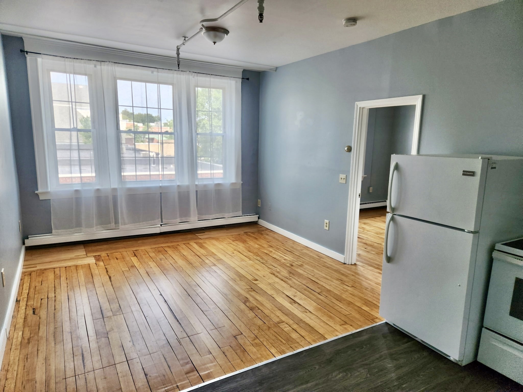 15 N Main St #14 — photo