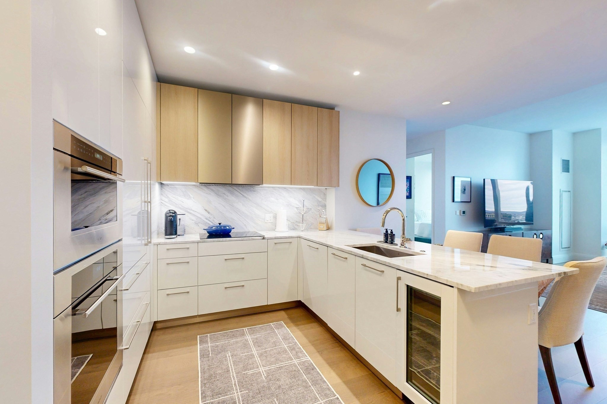 240 Devonshire Street #U3814 — photo