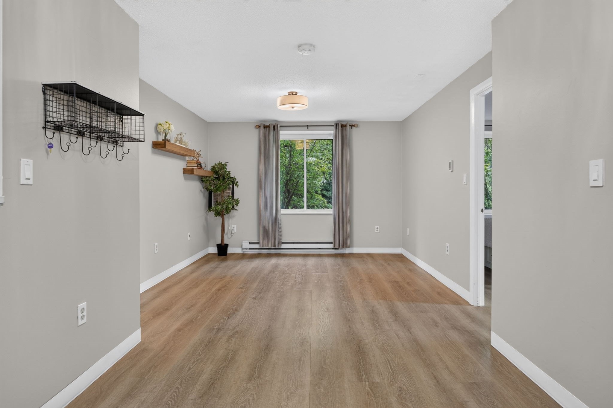 61 Wright #105, Stoneham, MA 02180 — photo 3