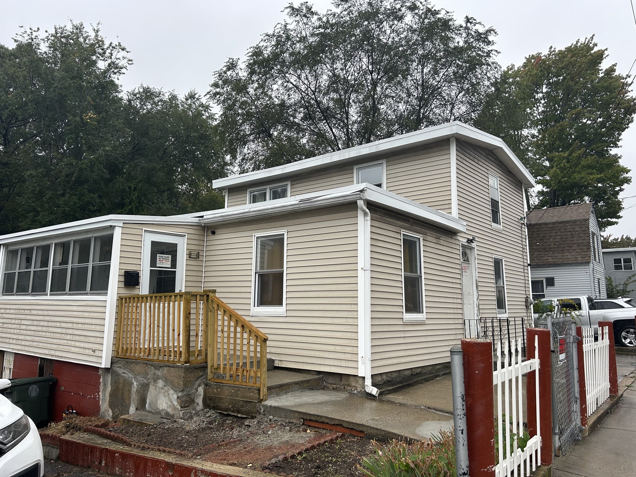 397 Mechanic St — photo