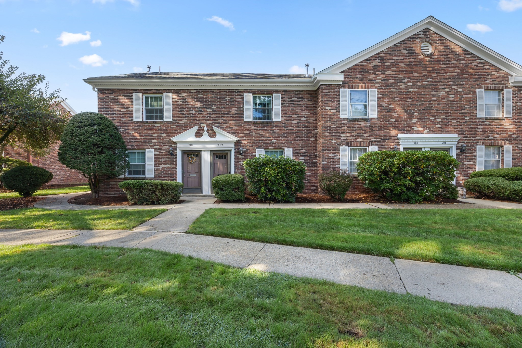 202 Windsor Drive #202 — photo