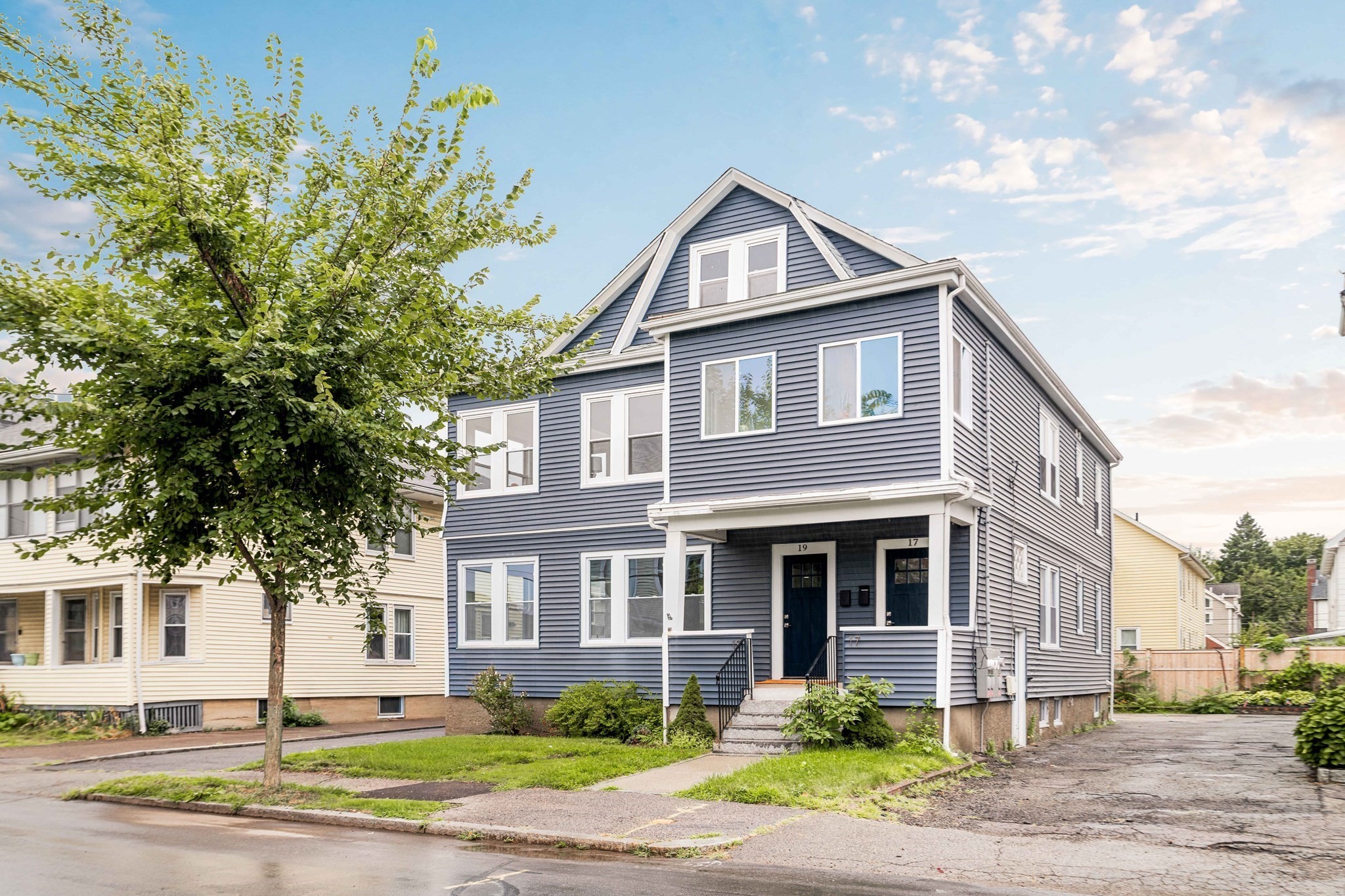 17-19 Woodrow Ave. #17 — photo