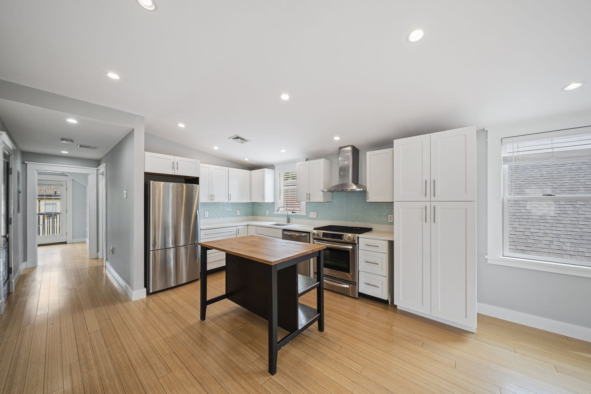 23 Cheverus Road #3, Boston, MA 02124 — photo 3