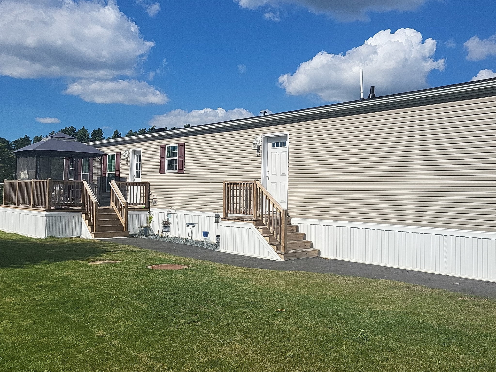 20 Fawn Drive — photo