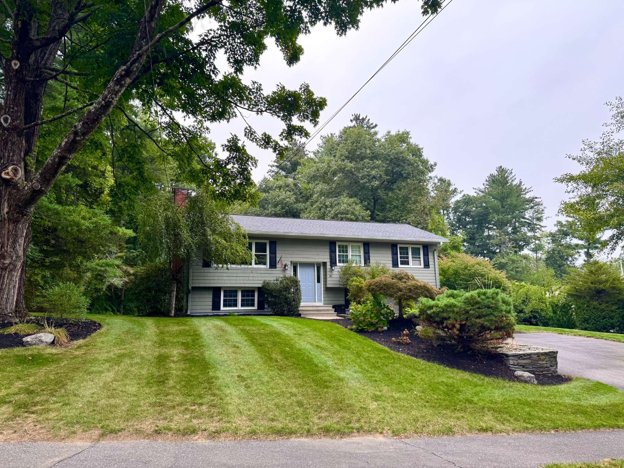 30 Mohawk Dr — photo
