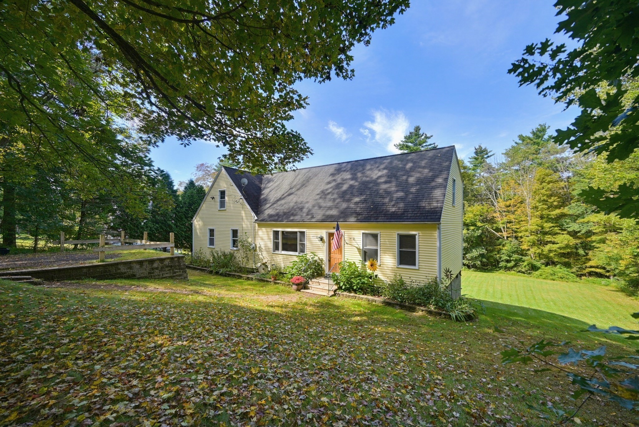 56 Harrington Rd — photo