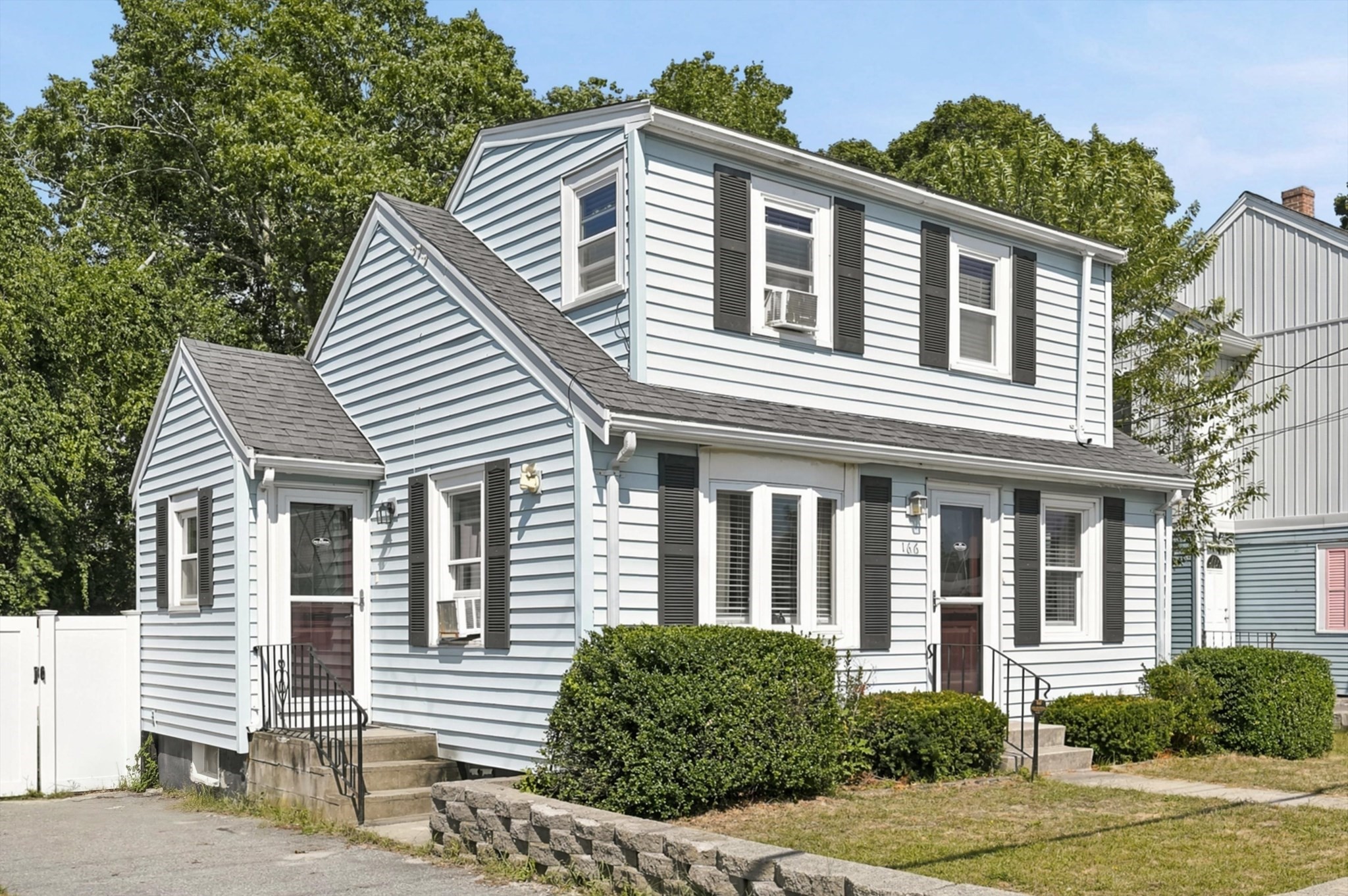166 Sandwich Rd — photo