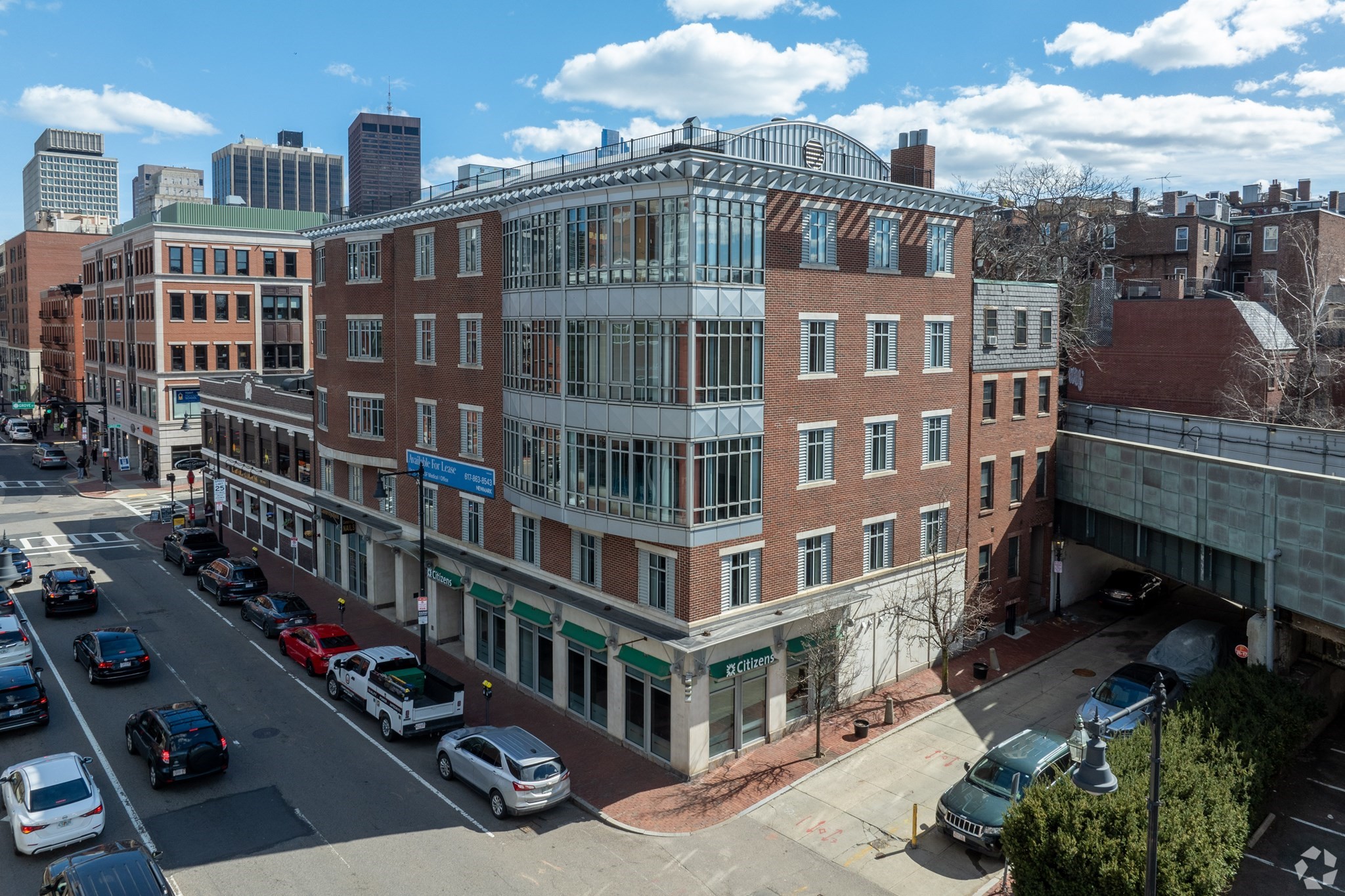 326 Cambridge St — photo