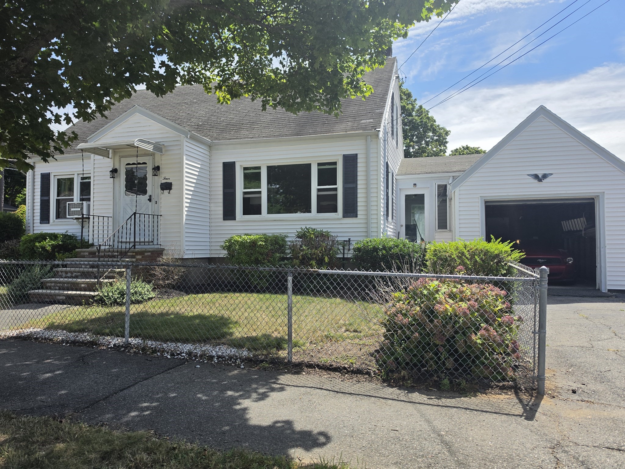 4 Edgemere Rd — photo