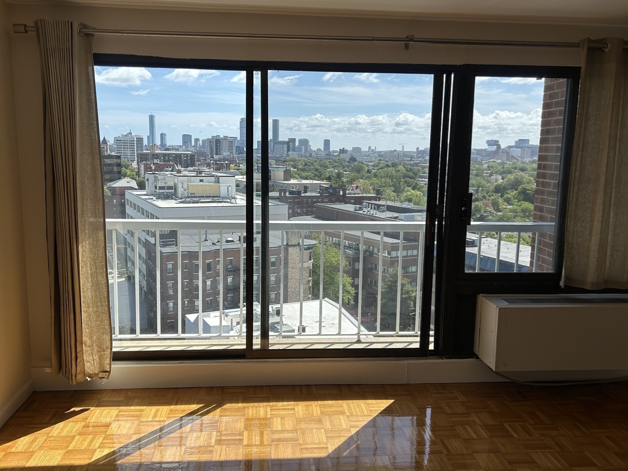 1105 Massachusetts Ave #12G — photo