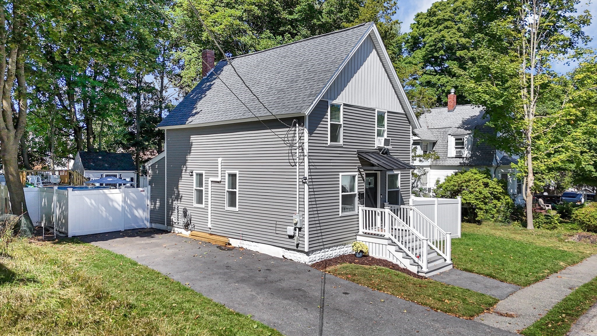 45 Agawam Ave — photo