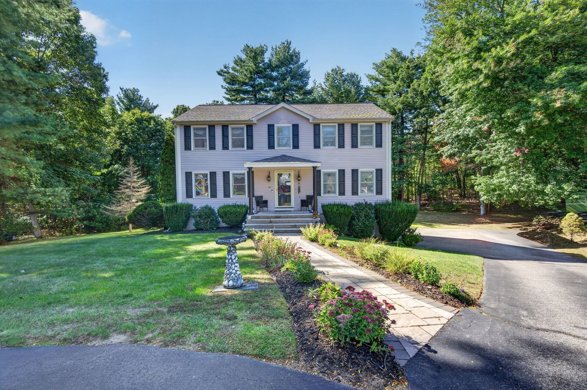 19 Kristyn Ln — photo