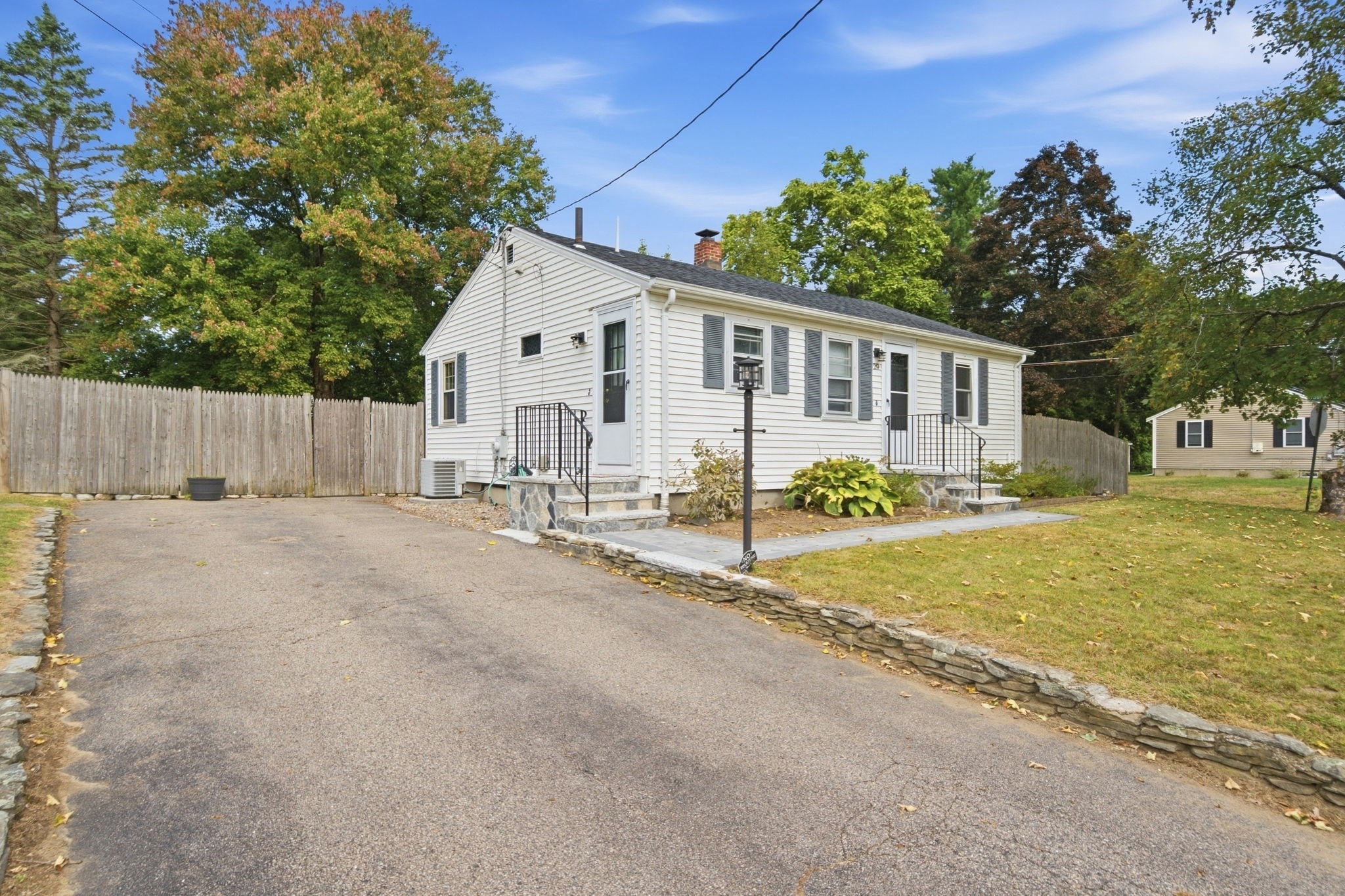 29 Dunn Ave — photo