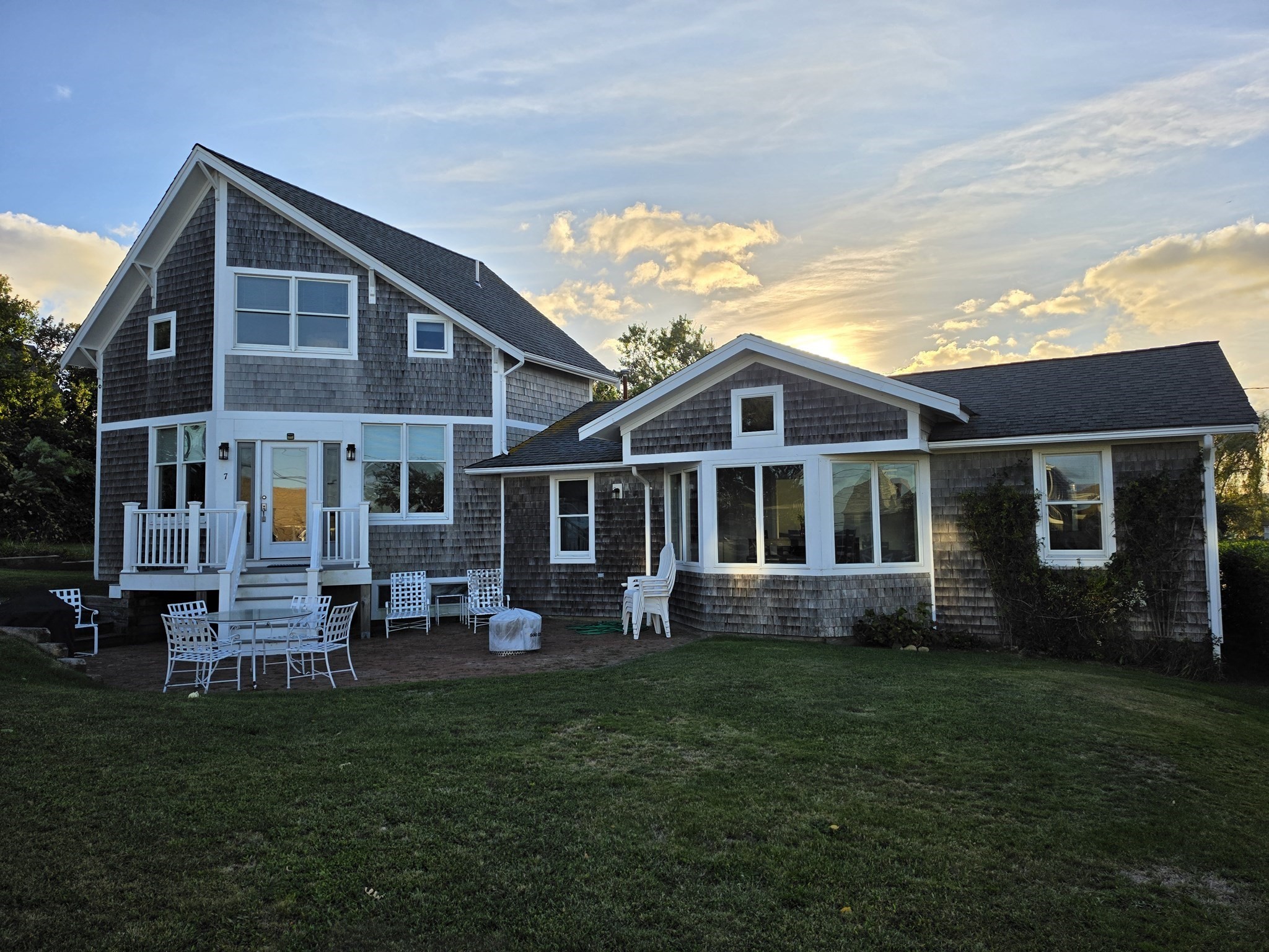 7 Arnold Ave — photo