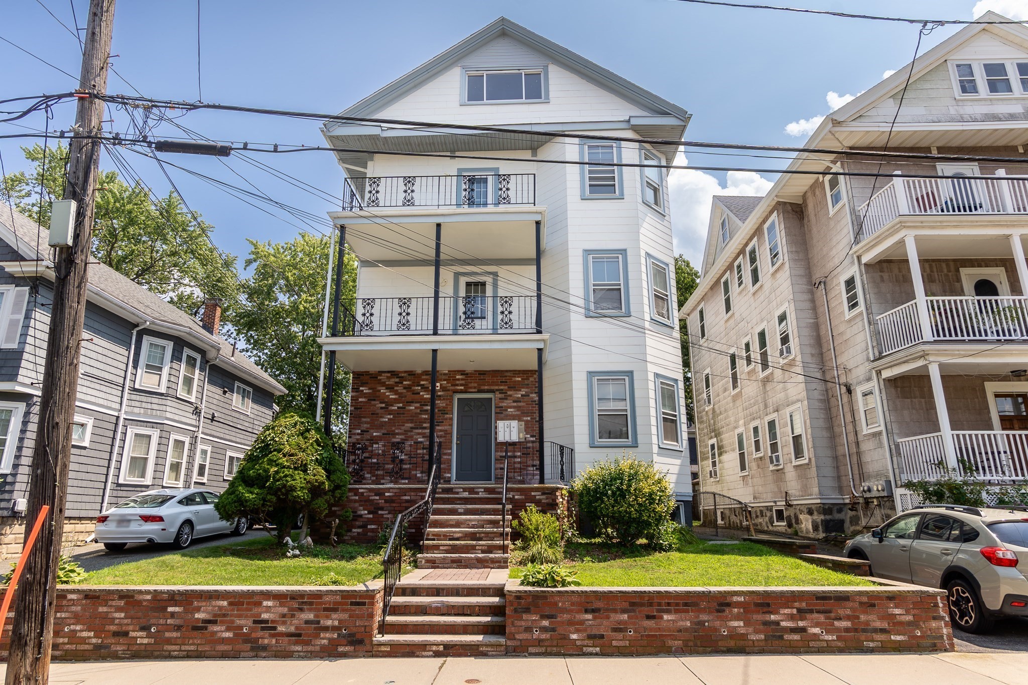 90 Bellevue Ave #1 — photo