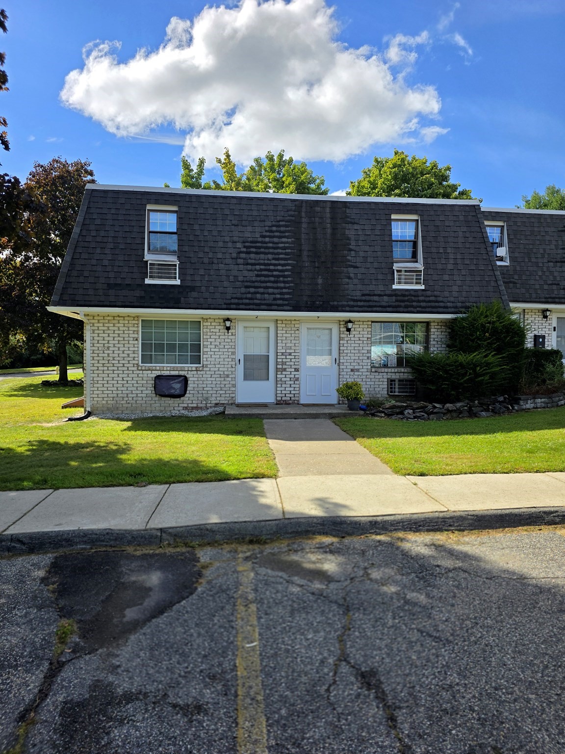 2 Princeton Ter #2 — photo