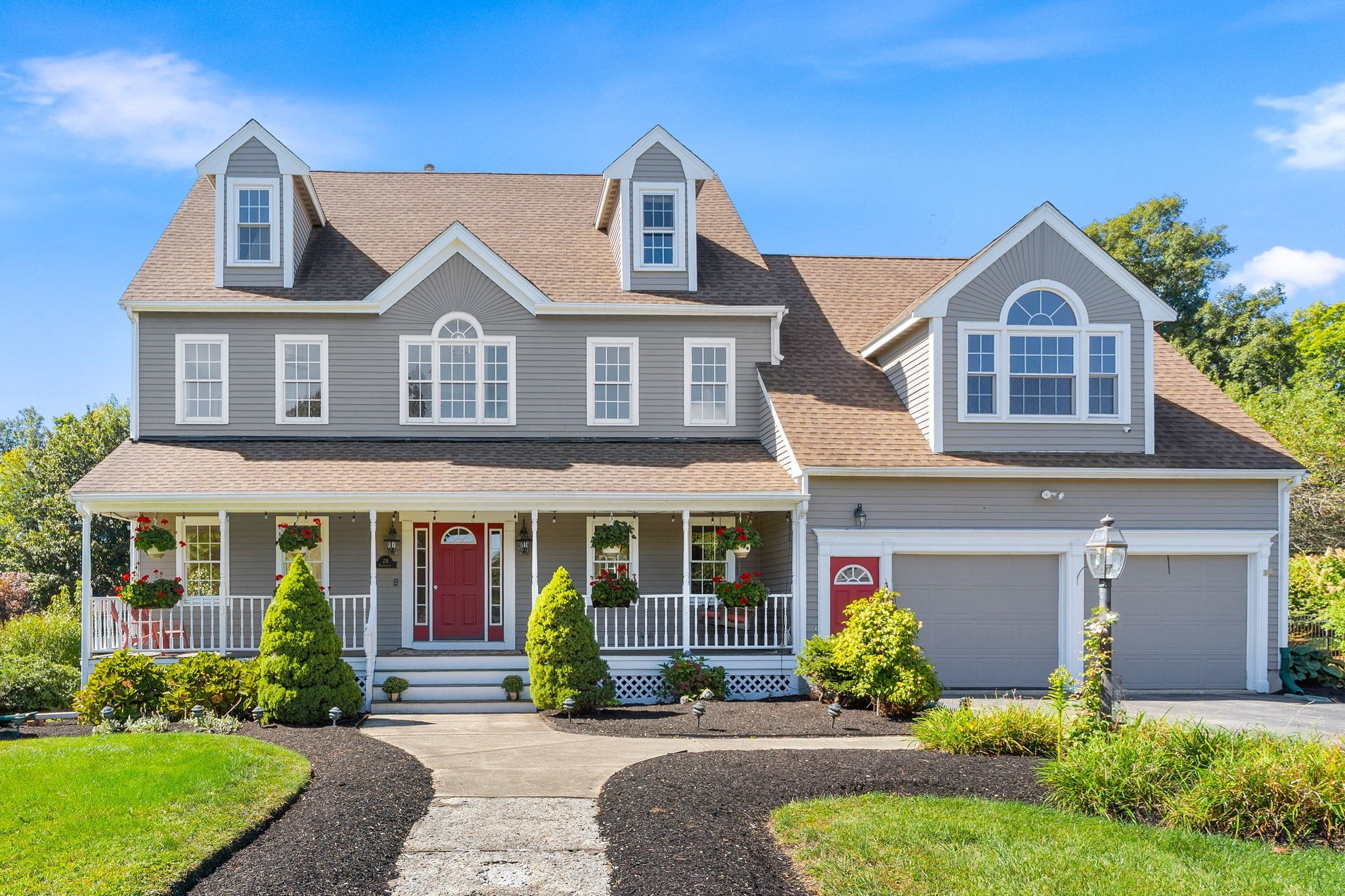 28 Farmington Drive — photo