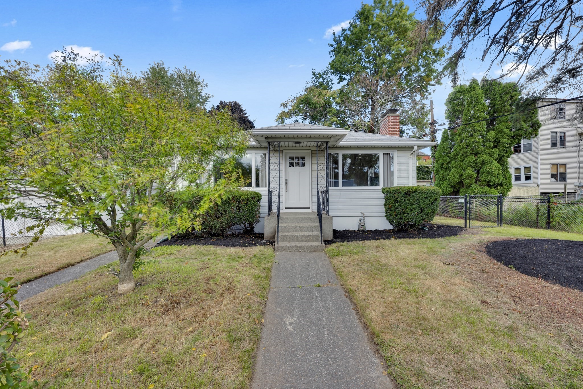 79 Chilmark Street, Worcester, MA 01604 — photo 2