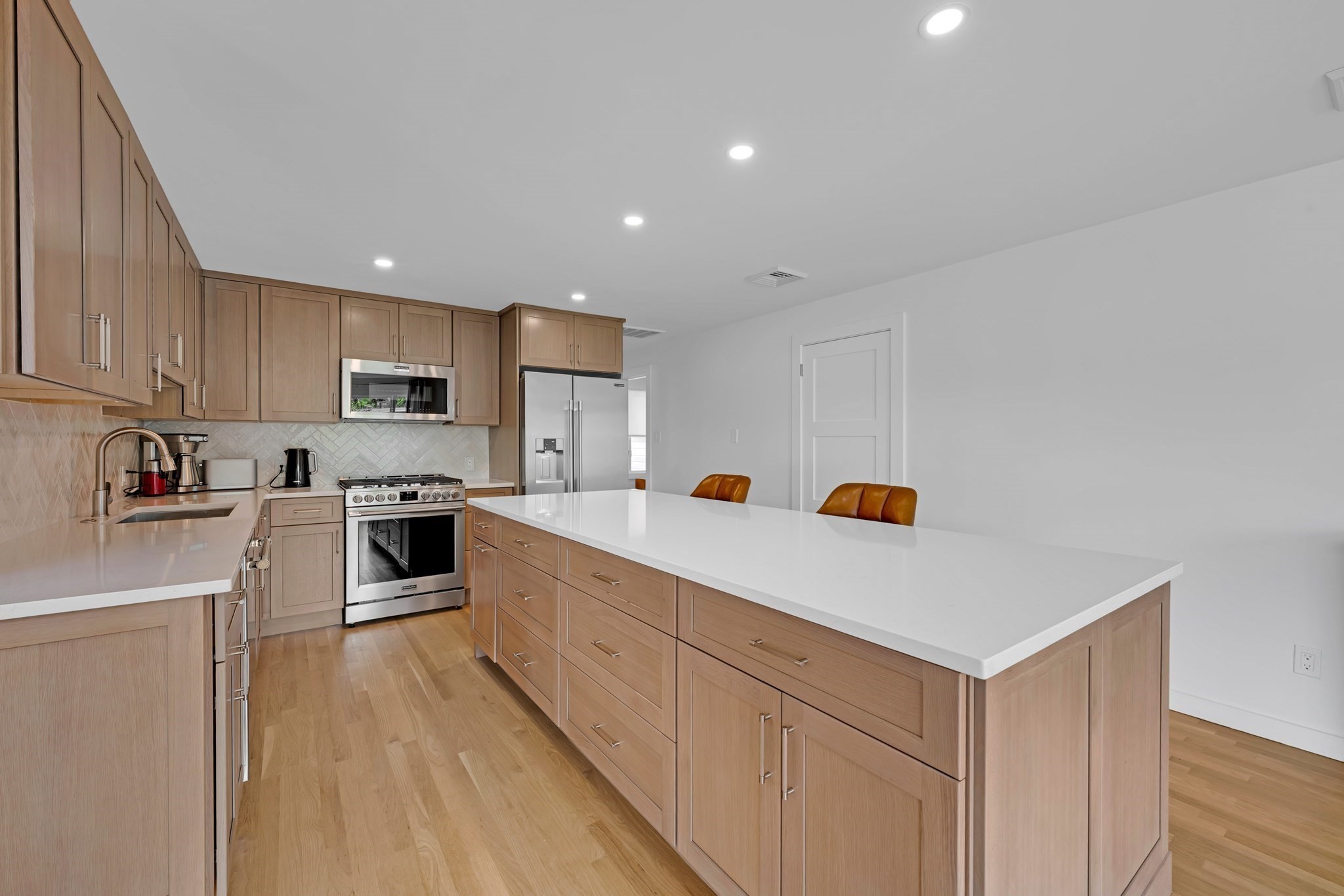 79 Chilmark Street, Worcester, MA 01604 — photo 3